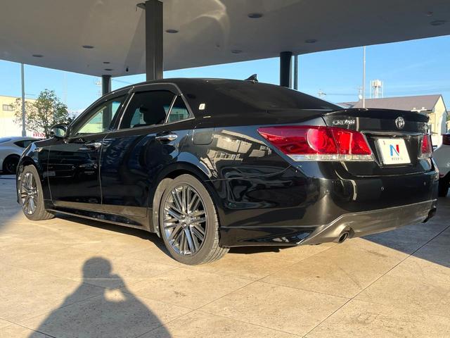 クラウン アスリートG パノラミックビューモニター プリクラッシュセーフティシステム レーダークルーズコントロール クリアランスソナー 黒革シート メモリー機能付きパワーシート 純正18インチアルミ イージークローザー 禁煙(32枚目)