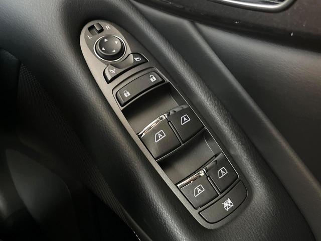 スカイライン 350GT ハイブリッド タイプP IMPULマフラー RAYS19インチアルミ アラウンドビューモニター エマージェンシーブレーキ インテリジェントクルーズコントロール 黒革シート メモリー機能付きパワーシート 革巻きステアリング(26枚目)