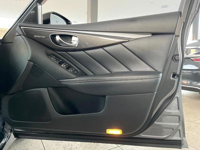 スカイライン 350GT ハイブリッド タイプP IMPULマフラー RAYS19インチアルミ アラウンドビューモニター エマージェンシーブレーキ インテリジェントクルーズコントロール 黒革シート メモリー機能付きパワーシート 革巻きステアリング(29枚目)