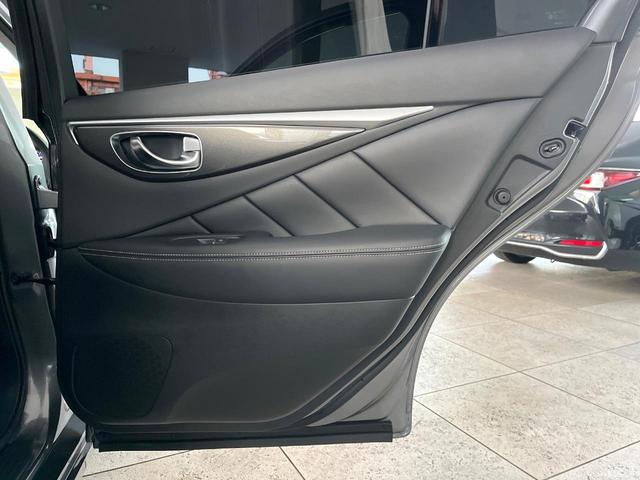 スカイライン 350GT ハイブリッド タイプP IMPULマフラー RAYS19インチアルミ アラウンドビューモニター エマージェンシーブレーキ インテリジェントクルーズコントロール 黒革シート メモリー機能付きパワーシート 革巻きステアリング(32枚目)