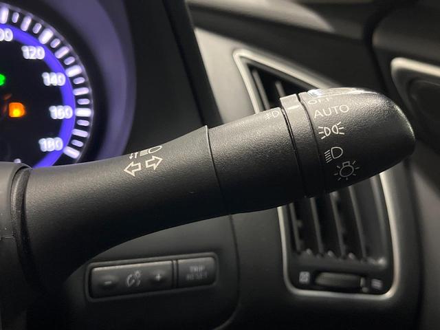 スカイライン 350GT ハイブリッド タイプP IMPULマフラー RAYS19インチアルミ アラウンドビューモニター エマージェンシーブレーキ インテリジェントクルーズコントロール 黒革シート メモリー機能付きパワーシート 革巻きステアリング(53枚目)