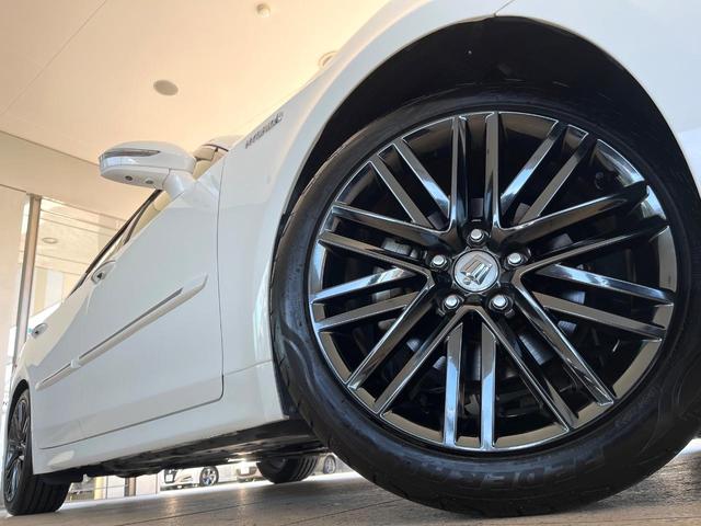 クラウンハイブリッド アスリートS J-フロンティアリミテッド 特別仕様車 パノラミックビューモニター ムーンルーフ 純正オプション18インチアルミ 黒革シート セーフティセンス クリアランスソナー/バックソナー LEDヘッドライト&フォグ シートヒーター ETC(5枚目)