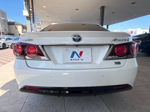 クラウンハイブリッド アスリートS J-フロンティアリミテッド 特別仕様車 パノラミックビューモニター ムーンルーフ 純正オプション18インチアルミ 黒革シート セーフティセンス クリアランスソナー/バックソナー LEDヘッドライト&フォグ シートヒーター ETC(14枚目)