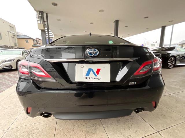 クラウンハイブリッド G セーフティパッケージプラス リアサポートパッケージ 黒革シート 純正18インチオプションマルチスポークアルミ 前席パワーシート スマートエントリー 純正SDナビ スーパーライフ(15枚目)
