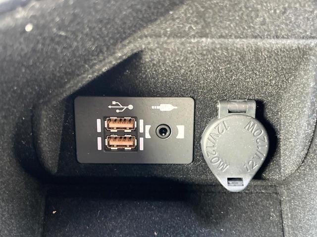 RC RC300h Fスポーツ マークレビンソンサウンド 純正オプションENKEI製19インチアルミ 角型3眼LEDヘッドライト オレンジブレーキキャリパー 専用スポーツシート セーフティシステム ブラインドスポットモニター 禁煙(22枚目)