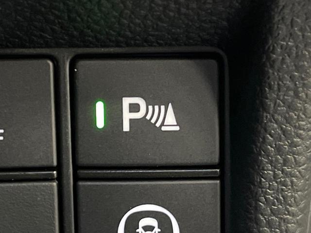 シビック タイプR レーシングブラックパッケージ 6MT ターボ ホンダセンシング 大型リヤスポイラー ブレンボ製キャリパー 純正19インチアルミ 専用スポーツシート ホンダコネクトディスプレイ バックカメラ LEDヘッドライト ETC2.0(8枚目)