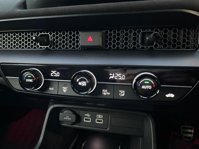 シビック タイプR レーシングブラックパッケージ 6MT ターボ ホンダセンシング 大型リヤスポイラー ブレンボ製キャリパー 純正19インチアルミ 専用スポーツシート ホンダコネクトディスプレイ バックカメラ LEDヘッドライト ETC2.0(30枚目)