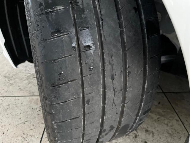 シビック タイプR レーシングブラックパッケージ 6MT ターボ ホンダセンシング 大型リヤスポイラー ブレンボ製キャリパー 純正19インチアルミ 専用スポーツシート ホンダコネクトディスプレイ バックカメラ LEDヘッドライト ETC2.0(56枚目)