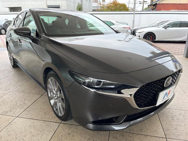 MAZDA3セダン XD Lパッケージ 禁煙 スマートブレーキサポート レーダークルーズ 車線逸脱 ブラインドスポット LEDヘッドライト 純正18インチAW 革巻ステアリング パドルシフト 黒革 スマートキー マツダコネクトナビ(15枚目)