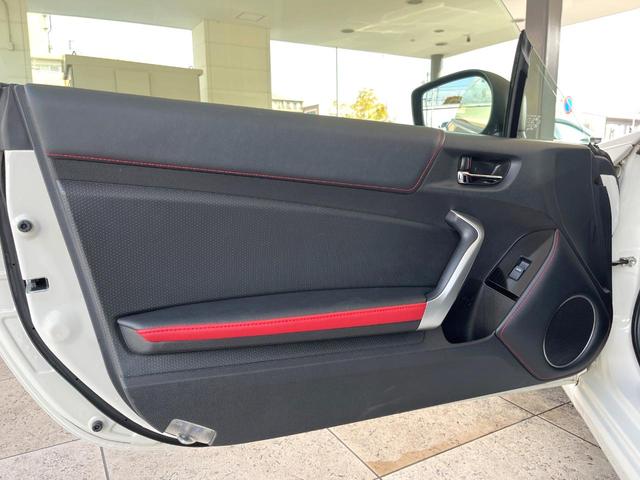 86 GT 後期 HKS車高調 純正17インチアルミ クルーズコントロール バックカメラ LEDヘッドライト パドルシフト ブラックファブリックシート アルミペダル デジタルスピードメーター ワンオーナー ETC(33枚目)