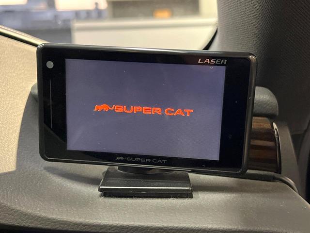 ＥＳ ＥＳ３００ｈ　バージョンＬ　デジタルインナーミラー　パノラミックビューモニター　マークレビンソンサウンド　ムーンルーフ　ブラインドスポット　パドルシフト　純正１８インチアルミ　メモリー機能付きパワーシート　パワートランクリッド（43枚目）