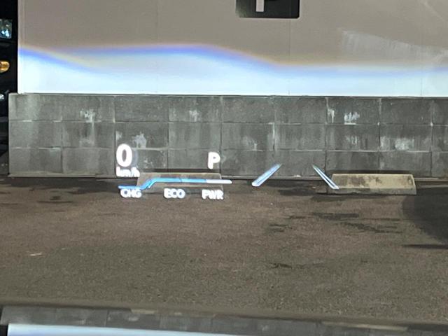 ＥＳ ＥＳ３００ｈ　バージョンＬ　デジタルインナーミラー　パノラミックビューモニター　マークレビンソンサウンド　ムーンルーフ　ブラインドスポット　パドルシフト　純正１８インチアルミ　メモリー機能付きパワーシート　パワートランクリッド（75枚目）