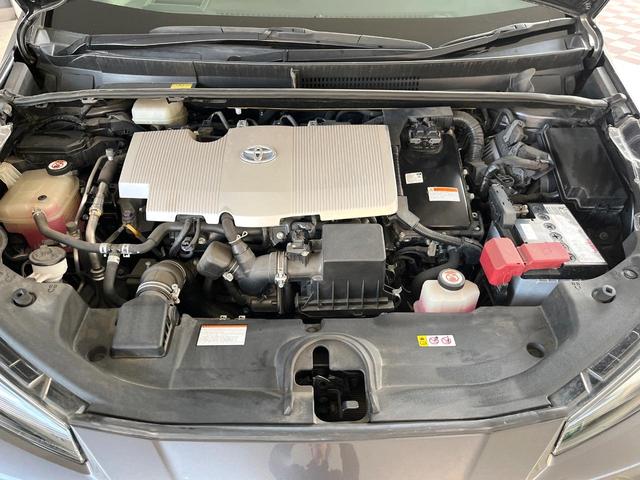 プリウス Ａツーリングセレクション　モデリスタエアロ　プリクラッシュセーフティ　レーダークルーズコントロール　ブラインドスポットモニター　純正１７インチアルミ　黒革シート　シートヒーター　ＬＥＤヘッドライト＆フォグ　パワーシート　ＥＴＣ（19枚目）