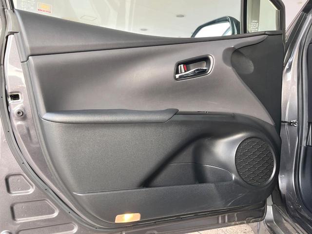 プリウス Ａツーリングセレクション　モデリスタエアロ　プリクラッシュセーフティ　レーダークルーズコントロール　ブラインドスポットモニター　純正１７インチアルミ　黒革シート　シートヒーター　ＬＥＤヘッドライト＆フォグ　パワーシート　ＥＴＣ（36枚目）