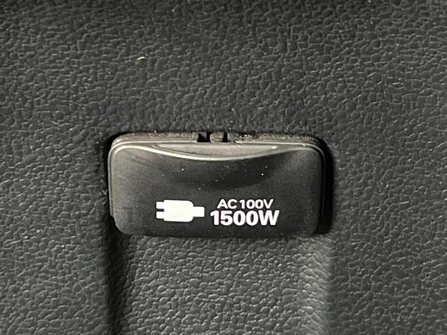 プリウス Ａツーリングセレクション　モデリスタエアロ　プリクラッシュセーフティ　レーダークルーズコントロール　ブラインドスポットモニター　純正１７インチアルミ　黒革シート　シートヒーター　ＬＥＤヘッドライト＆フォグ　パワーシート　ＥＴＣ（40枚目）