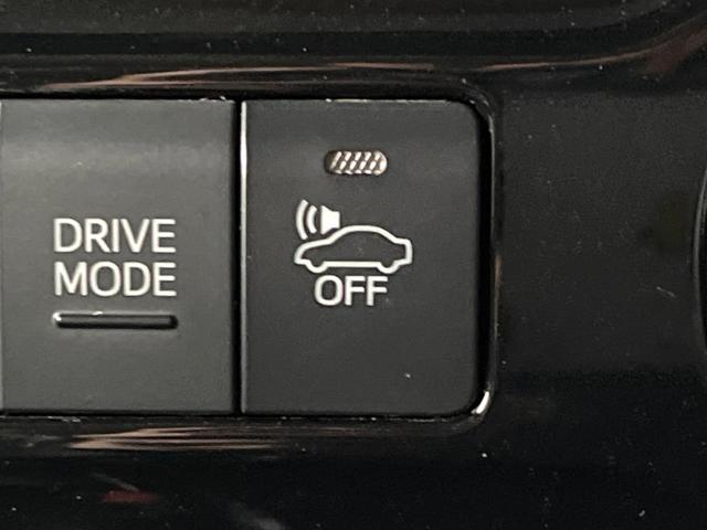 プリウス Ａツーリングセレクション　モデリスタエアロ　プリクラッシュセーフティ　レーダークルーズコントロール　ブラインドスポットモニター　純正１７インチアルミ　黒革シート　シートヒーター　ＬＥＤヘッドライト＆フォグ　パワーシート　ＥＴＣ（44枚目）