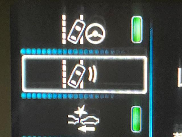 プリウス Ａツーリングセレクション　モデリスタエアロ　プリクラッシュセーフティ　レーダークルーズコントロール　ブラインドスポットモニター　純正１７インチアルミ　黒革シート　シートヒーター　ＬＥＤヘッドライト＆フォグ　パワーシート　ＥＴＣ（61枚目）