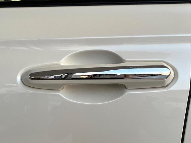 クラウンハイブリッド ＲＳ　プリクラッシュセーフティ　レーダークルーズコントロール　３眼ＬＥＤヘッドライト＆フォグ　純正１８インチアルミ　ブラックファブリックシート　革巻きステアリング　パドルシフト　ステアリングヒーター　ＥＴＣ（33枚目）