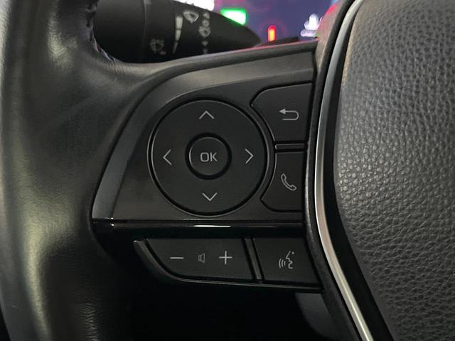 クラウンハイブリッド ＲＳ　プリクラッシュセーフティ　レーダークルーズコントロール　３眼ＬＥＤヘッドライト＆フォグ　純正１８インチアルミ　ブラックファブリックシート　革巻きステアリング　パドルシフト　ステアリングヒーター　ＥＴＣ（47枚目）