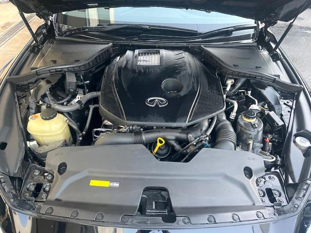 スカイライン ２００ＧＴ－ｔタイプＰ　全周囲カメラ　インテリジェントクルーズコントロール　純正１８インチアルミ　運転席メモリー機能付きパワーシート　前席シートヒーター　左右独立オートエアコン　ＬＥＤヘッドライト／フロントフォグ　禁煙車（18枚目）