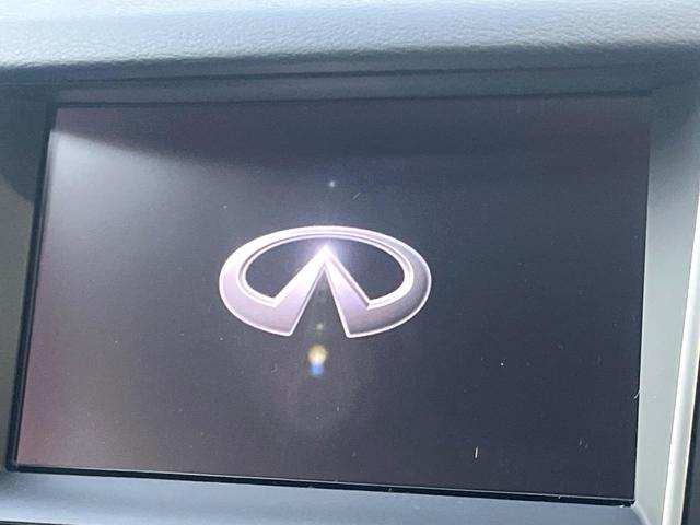 スカイライン ２００ＧＴ－ｔタイプＰ　全周囲カメラ　インテリジェントクルーズコントロール　純正１８インチアルミ　運転席メモリー機能付きパワーシート　前席シートヒーター　左右独立オートエアコン　ＬＥＤヘッドライト／フロントフォグ　禁煙車（39枚目）