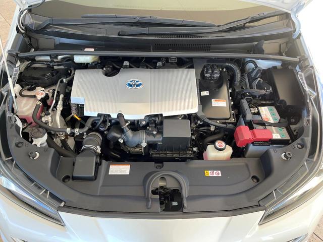 プリウス Ｓツーリングセレクション　禁煙車　後期型　モデリスタフルエアロ　レオニス製１８インチＡＷ　パノラミックビューモニター　セーフティセンス　ＬＥＤヘッドライト　クールグレー内装　スマートキー　革巻ステアリング　シートヒーター（19枚目）