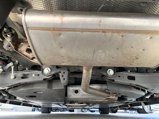 プリウス Ｓツーリングセレクション　禁煙車　後期型　モデリスタフルエアロ　レオニス製１８インチＡＷ　パノラミックビューモニター　セーフティセンス　ＬＥＤヘッドライト　クールグレー内装　スマートキー　革巻ステアリング　シートヒーター（20枚目）