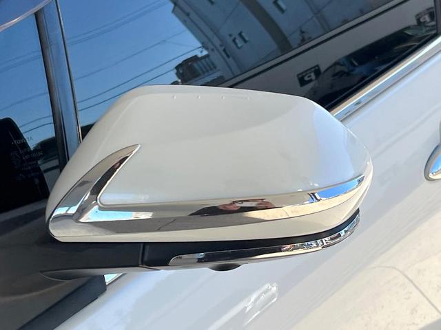 プリウス Ｓツーリングセレクション　禁煙車　後期型　モデリスタフルエアロ　レオニス製１８インチＡＷ　パノラミックビューモニター　セーフティセンス　ＬＥＤヘッドライト　クールグレー内装　スマートキー　革巻ステアリング　シートヒーター（30枚目）