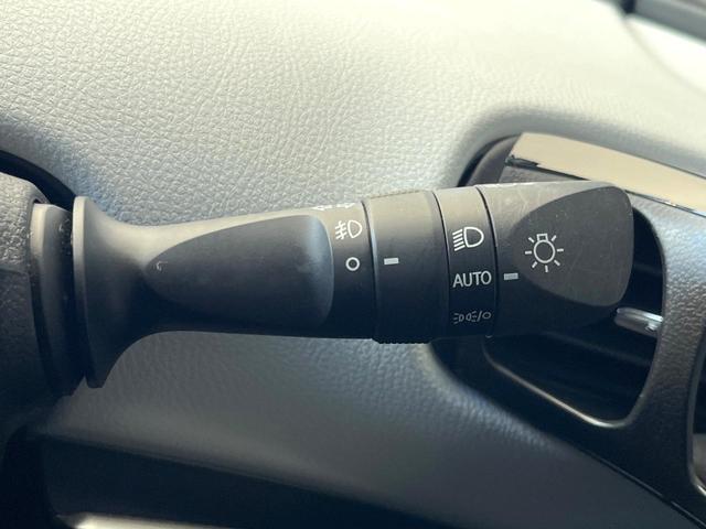 プリウス Ｓツーリングセレクション　禁煙車　後期型　モデリスタフルエアロ　レオニス製１８インチＡＷ　パノラミックビューモニター　セーフティセンス　ＬＥＤヘッドライト　クールグレー内装　スマートキー　革巻ステアリング　シートヒーター（46枚目）