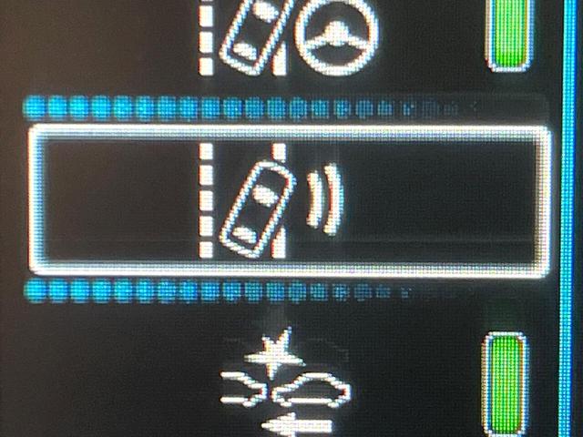 プリウス Ｓツーリングセレクション　禁煙車　後期型　モデリスタフルエアロ　レオニス製１８インチＡＷ　パノラミックビューモニター　セーフティセンス　ＬＥＤヘッドライト　クールグレー内装　スマートキー　革巻ステアリング　シートヒーター（57枚目）