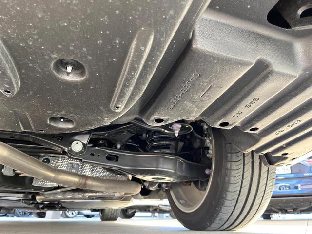 ＥＳ ＥＳ３００ｈ　バージョンＬ　ムーンルーフ　パノラミックビューモニター　セーフティシステムプラス　ブラインドスポットモニター　３眼ＬＥＤヘッドライト　純正１８インチアルミ　パドルシフト　セミアニリン革シート　シートヒーター　禁煙（27枚目）