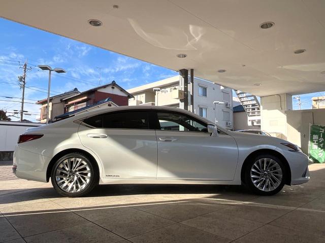 ＥＳ ＥＳ３００ｈ　バージョンＬ　ムーンルーフ　パノラミックビューモニター　セーフティシステムプラス　ブラインドスポットモニター　３眼ＬＥＤヘッドライト　純正１８インチアルミ　パドルシフト　セミアニリン革シート　シートヒーター　禁煙（33枚目）