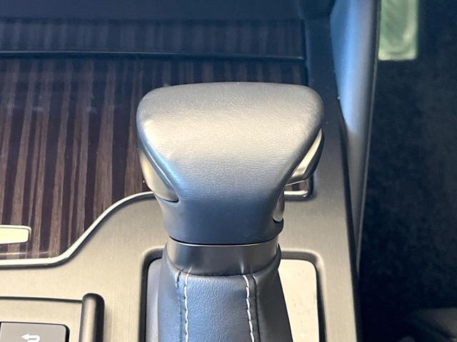 ＥＳ ＥＳ３００ｈ　バージョンＬ　ムーンルーフ　パノラミックビューモニター　セーフティシステムプラス　ブラインドスポットモニター　３眼ＬＥＤヘッドライト　純正１８インチアルミ　パドルシフト　セミアニリン革シート　シートヒーター　禁煙（49枚目）