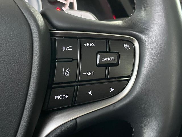 ＥＳ ＥＳ３００ｈ　バージョンＬ　後期　ムーンルーフ　パノラミックビューモニター　セーフティシステムプラス　３眼ＬＥＤヘッドライト　ハンズフリーパワートランクリッド　純正１８インチアルミ　黒革シート　メモリー機能付きパワーシート　禁煙（5枚目）