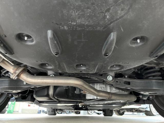 ＥＳ ＥＳ３００ｈ　バージョンＬ　後期　ムーンルーフ　パノラミックビューモニター　セーフティシステムプラス　３眼ＬＥＤヘッドライト　ハンズフリーパワートランクリッド　純正１８インチアルミ　黒革シート　メモリー機能付きパワーシート　禁煙（19枚目）