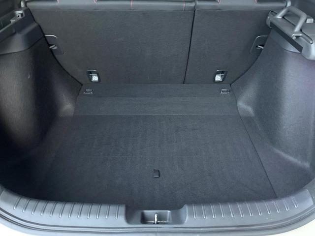 普段のお買い物や通勤、送迎等に十分な荷室スペースを確保しております。