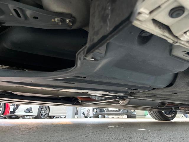 アコードハイブリッド ＥＸ　ホンダセンシング　純正１８インチアルミ　ブラックハーフレザーシート　パドルシフト　電動サンシェード　メモリー機能付きパワーシート　ＬＥＤヘッドライト＆フォグ　革巻きステアリング　純正ＨＤＤナビ　禁煙（32枚目）
