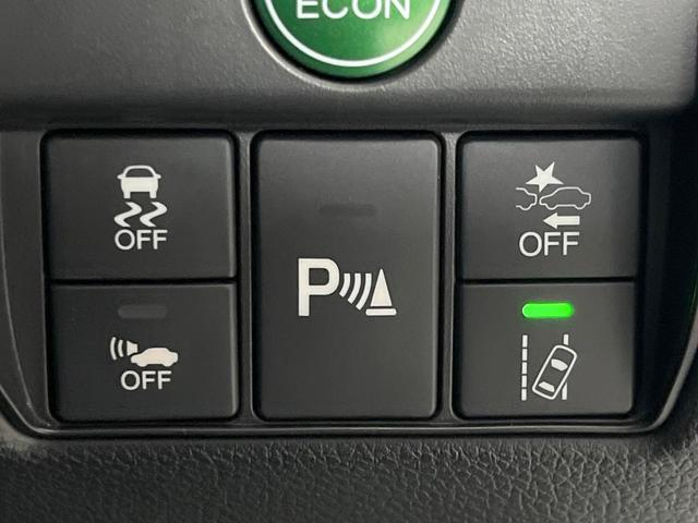 アコードハイブリッド ＥＸ　ホンダセンシング　純正１８インチアルミ　ブラックハーフレザーシート　パドルシフト　電動サンシェード　メモリー機能付きパワーシート　ＬＥＤヘッドライト＆フォグ　革巻きステアリング　純正ＨＤＤナビ　禁煙（41枚目）