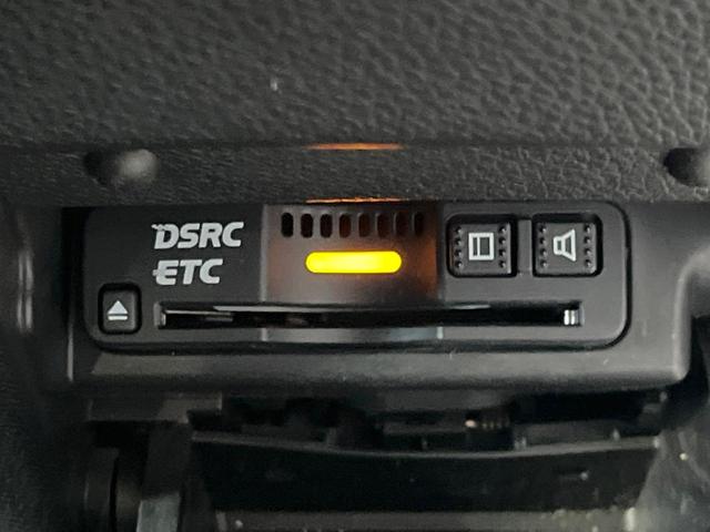 アコードハイブリッド ＥＸ　ホンダセンシング　純正１８インチアルミ　ブラックハーフレザーシート　パドルシフト　電動サンシェード　メモリー機能付きパワーシート　ＬＥＤヘッドライト＆フォグ　革巻きステアリング　純正ＨＤＤナビ　禁煙（45枚目）