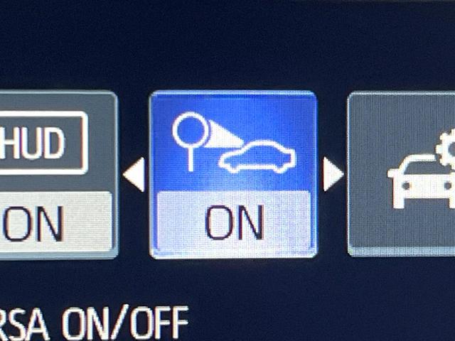 クラウンハイブリッド Ｓ　Ｃパッケージ　セーフティセンス　ブラインドスポットモニター　純正１７インチアルミ　イージークローザー　パドルシフト　ブラックファブリックシート　ステアリングヒーター　純正ＳＤナビ　スーパーライブサウンド　ＥＴＣ（65枚目）