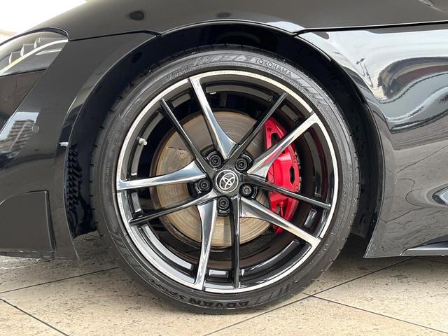 スープラ ＲＺ　ＪＢＬプレミアムサウンド　プリクラッシュセーフティ　ブラインドスポットモニター　純正１９インチアルミ　ブラックハーフレザーシート　パドルシフト　６灯式ＬＥＤヘッドライト　パワーシート　シートヒーター（20枚目）