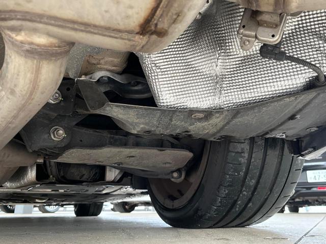 スープラ ＲＺ　ＪＢＬプレミアムサウンド　プリクラッシュセーフティ　ブラインドスポットモニター　純正１９インチアルミ　ブラックハーフレザーシート　パドルシフト　６灯式ＬＥＤヘッドライト　パワーシート　シートヒーター（24枚目）