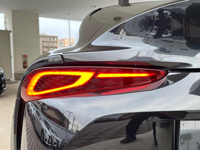 スープラ ＲＺ　ＪＢＬプレミアムサウンド　プリクラッシュセーフティ　ブラインドスポットモニター　純正１９インチアルミ　ブラックハーフレザーシート　パドルシフト　６灯式ＬＥＤヘッドライト　パワーシート　シートヒーター（27枚目）