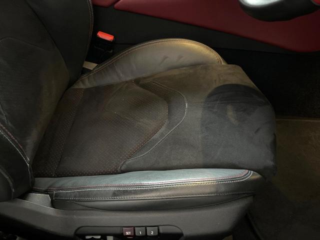 スープラ ＲＺ　ＪＢＬプレミアムサウンド　プリクラッシュセーフティ　ブラインドスポットモニター　純正１９インチアルミ　ブラックハーフレザーシート　パドルシフト　６灯式ＬＥＤヘッドライト　パワーシート　シートヒーター（34枚目）