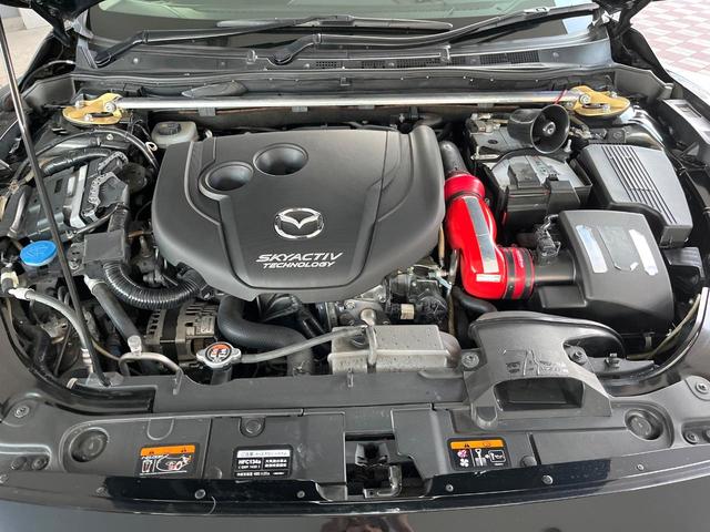 アテンザセダン XDプロアクティブ 6MT BOSEサウンドシステム RAYS製20インチアルミ セーフティクルーズパッケージ ターボ ブラインドスポットモニタリング 純正革巻きステアリング LEDヘッドライト/フロントフォグ 禁煙車(18枚目)