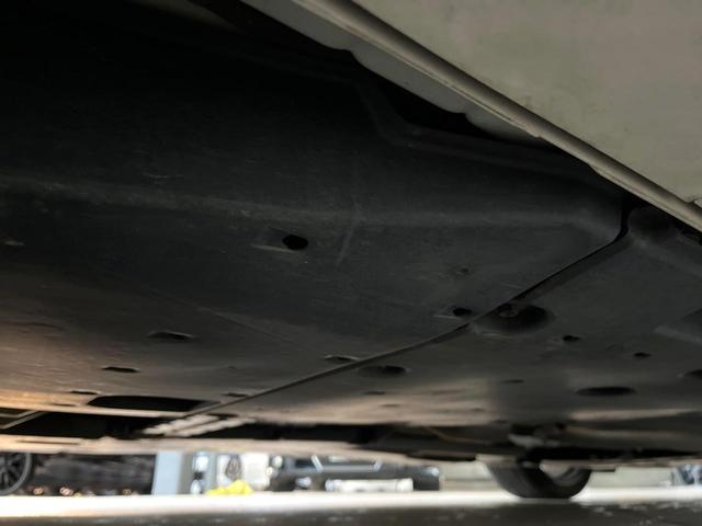 クラウンハイブリッド RS セーフティセンス 3眼LEDヘッドライト/フロントフォグ 純正18インチアルミ スーパーライブサウンドシステム 革巻きステアリング パドルシフト ステアリングヒーター 前席シートエアコン 電動チルト(27枚目)