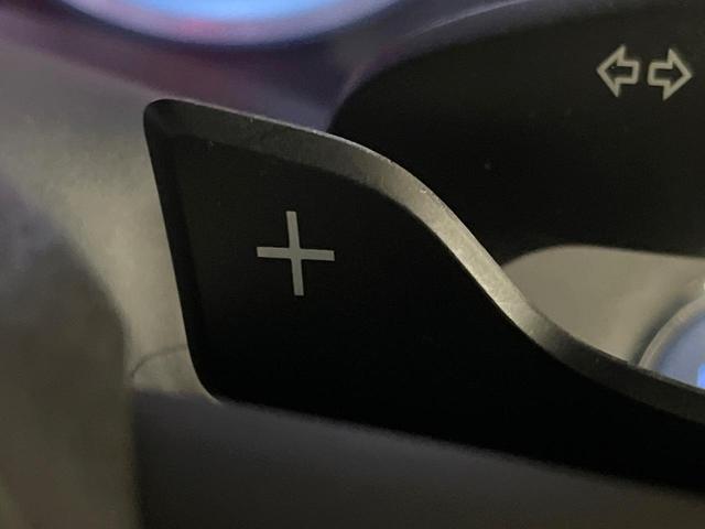 クラウンハイブリッド RS セーフティセンス 3眼LEDヘッドライト/フロントフォグ 純正18インチアルミ スーパーライブサウンドシステム 革巻きステアリング パドルシフト ステアリングヒーター 前席シートエアコン 電動チルト(42枚目)