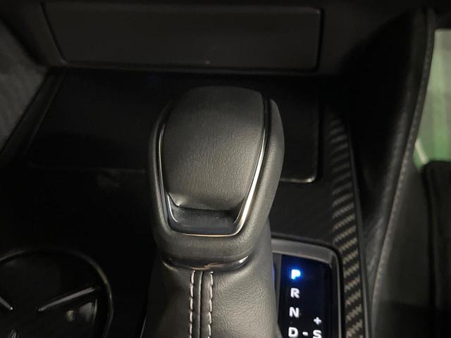 クラウンハイブリッド RS セーフティセンス 3眼LEDヘッドライト/フロントフォグ 純正18インチアルミ スーパーライブサウンドシステム 革巻きステアリング パドルシフト ステアリングヒーター 前席シートエアコン 電動チルト(56枚目)