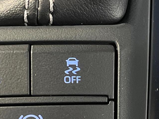 クラウンハイブリッド RS セーフティセンス 3眼LEDヘッドライト/フロントフォグ 純正18インチアルミ スーパーライブサウンドシステム 革巻きステアリング パドルシフト ステアリングヒーター 前席シートエアコン 電動チルト(57枚目)