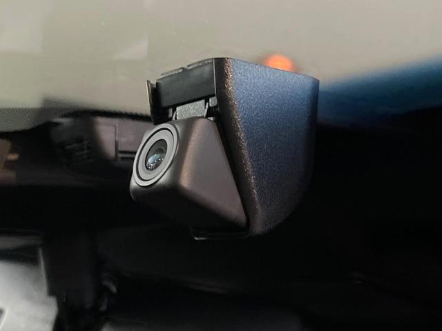 クラウンハイブリッド RS セーフティセンス 3眼LEDヘッドライト/フロントフォグ 純正18インチアルミ スーパーライブサウンドシステム 革巻きステアリング パドルシフト ステアリングヒーター 前席シートエアコン 電動チルト(60枚目)